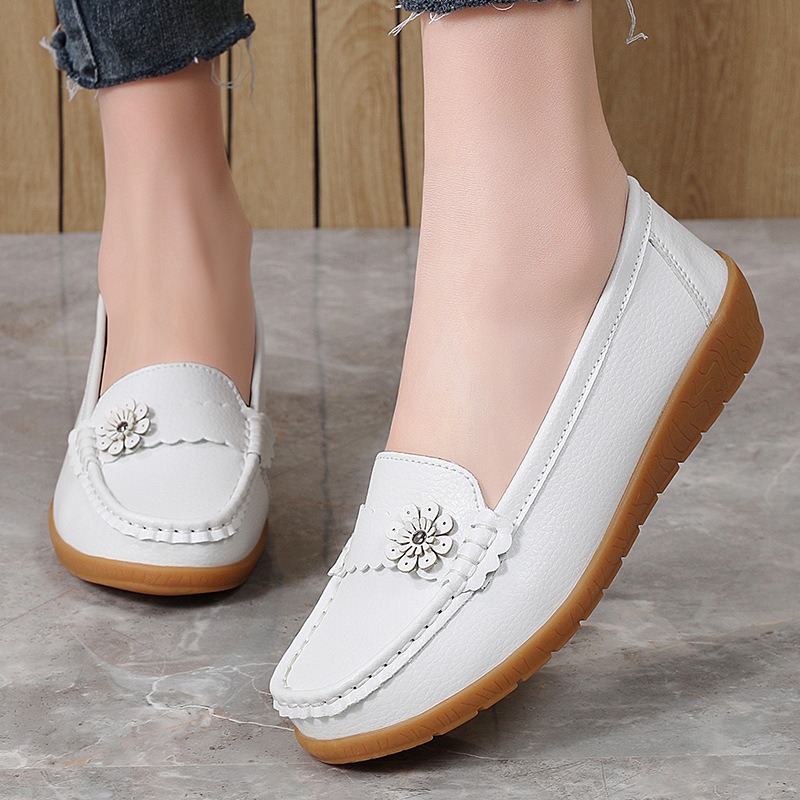 Women's Moccasins Solid Color  - огляд і ціна Leatherwork Flowers